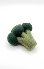 Handmade wool felt broccoli fridge magnet, needle felted green vegetable decor, 5.5 cm kitchen refrigerator magnet