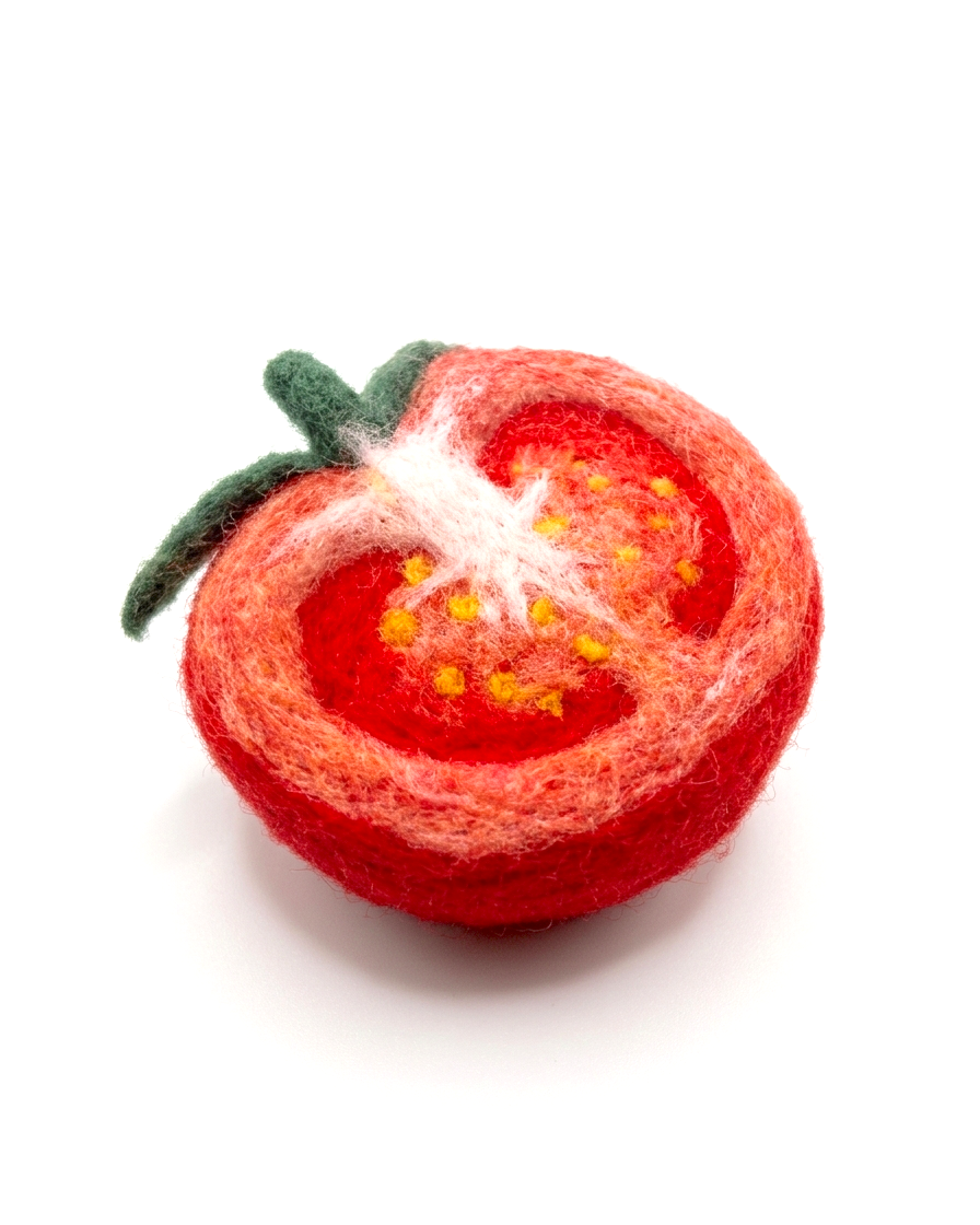 Needle felted tomato cross section magnet made from natural wool, 6 cm kitchen fridge decor